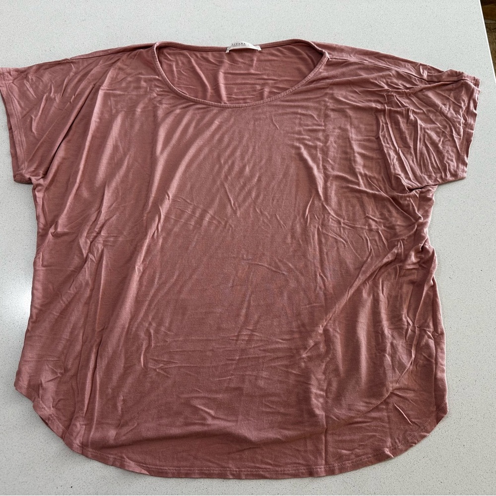 Saivana Dusty Rose Short Sleeve Tee